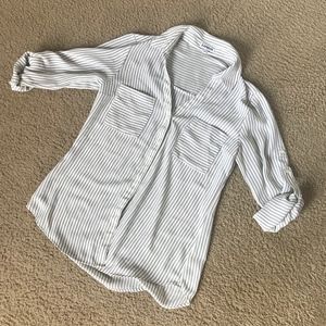 ✨ Express Portofino blouse Size S ✨